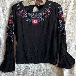 EUC black embroidered top with banded bottom